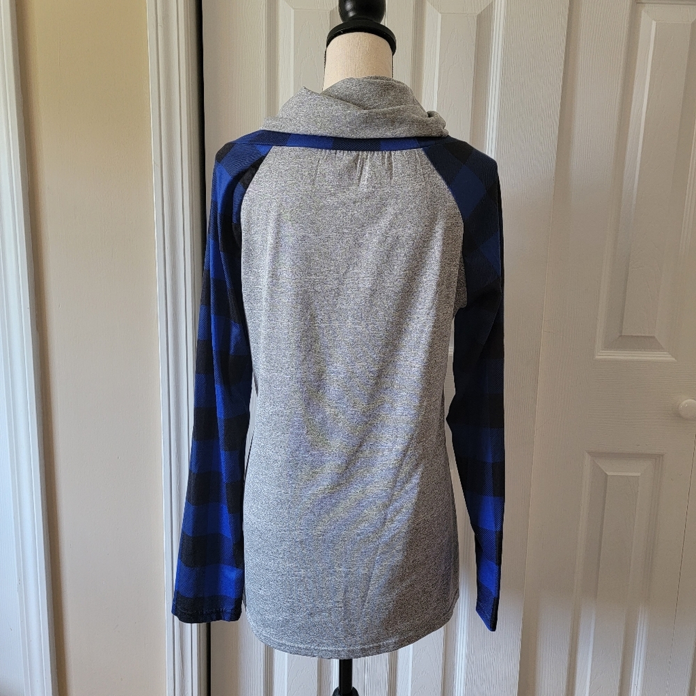 Flannel Pullover - Picture 4 of 5